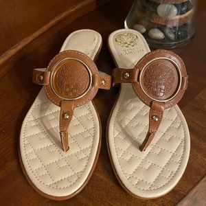 🔴SALE🔴 2/$30 Vince Camuto Leather Sandal/Slide
